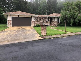 530 Liberty St, Wind Gap, PA 18091