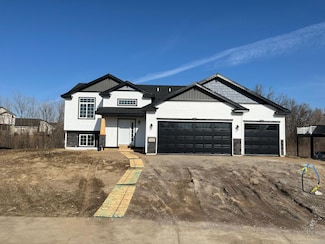 7962 Hunter Lake Dr, Clear Lake, MN 55319