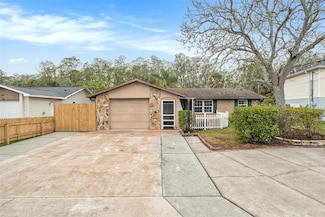 8517 Horizon Ln, Hudson, FL 34667