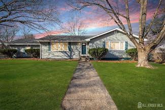 150 Irvington Ave, Somerset, NJ 08873