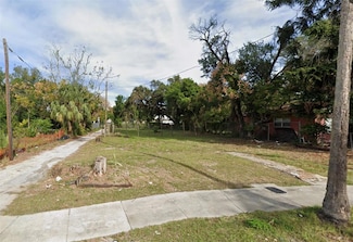 3008 E Osborne Ave, Tampa, FL 33610