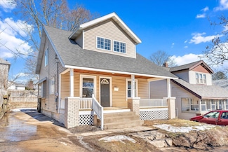 1153 Crosby St NW, Grand Rapids, MI 49504