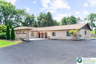 3088 Seisholtzville Rd, MacUngie, PA 18062