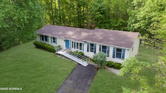 10 Corinne Ct, Jackson Township, NJ 08527