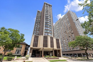 6325 N Sheridan Rd Unit 503, Chicago, IL 60660