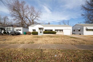 10149 Coburg Lands Dr, Saint Louis, MO 63137