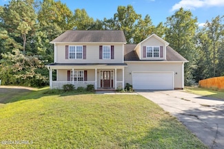 108 Daleview Ct, Richlands, NC 28574