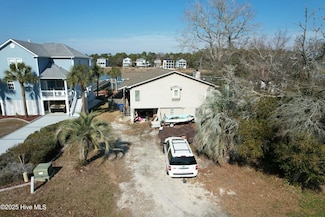 3906 E Yacht Dr, Oak Island, NC 28465