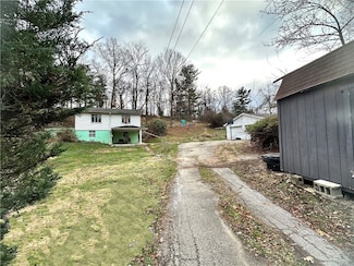 572 Alberts Dr, Monessen, PA 15062