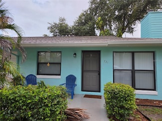 731 E Alfred St, Tavares, FL 32778