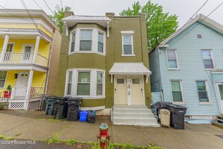 285 10th St, Troy, NY 12180