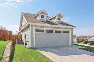2853 Evening Side Dr, Fort Worth, TX 76179