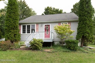 1087 Shave Rd, Schenectady, NY 12303
