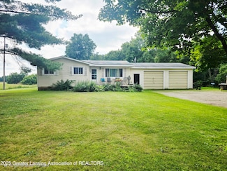 5531 N Chipman St, Owosso, MI 48867
