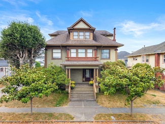 1312 H St, Eureka, CA 95501