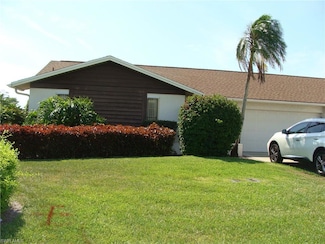 4802 Lakewood Blvd, Naples, FL 34112