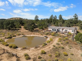 221/223 Five Gate Rd, Pinehill, NM 87321