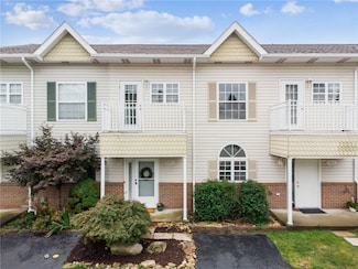 902 Carla Dr, Pittsburgh, PA 15238