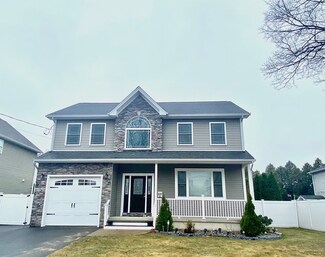 69 Kaveney St, Chicopee, MA 01020