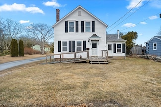 113 Whitford St, Wakefield, RI 02879