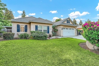 1915 N Peppertree St, Visalia, CA 93291