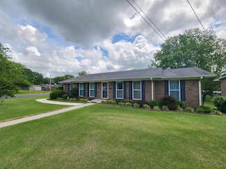 1722 Woodland St NW, Cullman, AL 35055