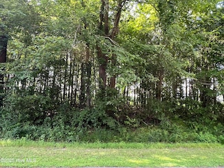 202 Colony Dr, Edenton, NC 27932