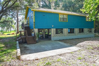 9643 SW 136th St, Starke, FL 32091