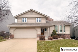 16218 Orchard Cir, Omaha, NE 68135