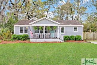 1845 Cokesbury Dr, Savannah, GA 31406