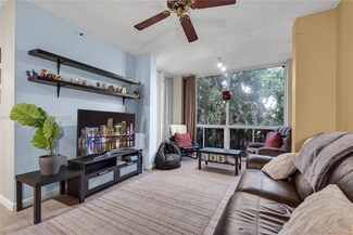 9755 NW 52nd St Unit 212, Doral, FL 33178