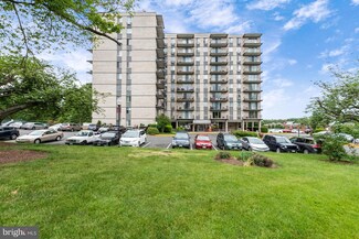 3245 Rio Dr Unit 304, Baileys Crossroads, VA 22041
