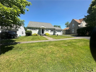 17 Richardson Ave, Auburn, NY 13021