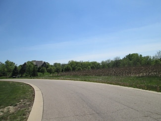 2 Jennifer Ct, Barrington, IL 60010