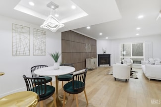 11119 Camarillo St Unit 104, North Hollywood, CA 91602