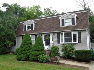 19 Overlook Ave, Westwood, MA 02090
