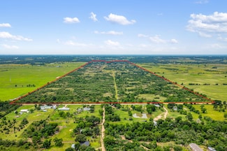 1055 Lisa Mae Rd, Bellville, TX 77418