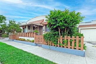 2414 E 14th St, Long Beach, CA 90804