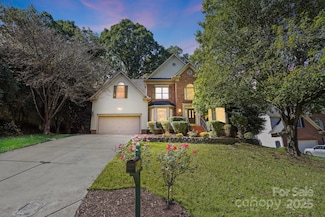 8016 Painted Pony Ct, Charlotte, NC 28269