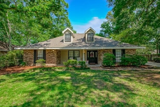 225 Mako Nako Dr, Mandeville, LA 70471
