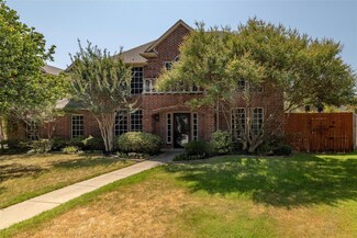 421 Brazil Dr, Hurst, TX 76054