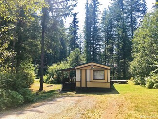 1861 Peaceful Valley Dr, Maple Falls, WA 98266