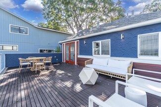 44 Trinity Rd, Brisbane, CA 94005