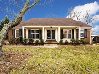 722 Chelwood Place, Charlotte, NC 28217