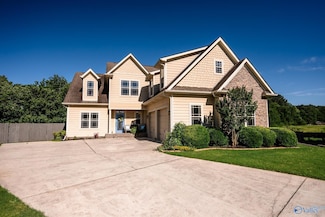 104 Vander Ct NE, Huntsville, AL 35811