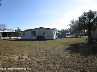 15407 Brookridge Blvd, Brooksville, FL 34613