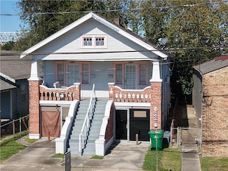 733 Anson St, Gretna, LA 70053