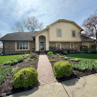 1813 Birch Dr, Plainfield, IN 46168