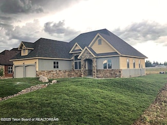 120 Baywood Dr, Driggs, ID 83422