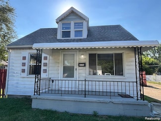 22191 Curie Ave, Warren, MI 48091